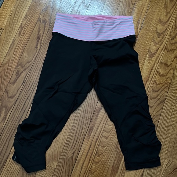 Lululemon crop 17” leggings sz 6 - Picture 1 of 7
